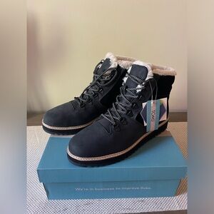 NWT Tom’s Mojave Boots, Women’s size 11
